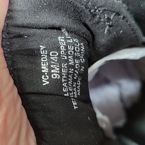 NWT- Vince Camuto ‘Medjey’ Leather Combat Boot- in RARE Black Color - Picture 3 of 8